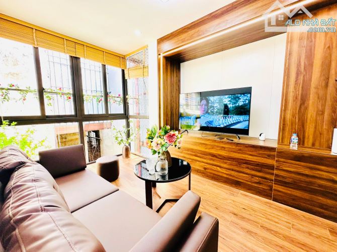 BÁN GẤP CĂN HỘ TẬP THỂ VIP1 – 16 TRẦN HƯNG ĐẠO, HOÀN KIẾM. 90M² – 3PN – CĂN GÓC. 4,75 TỶ - 1