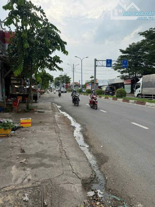 MTKD Kề KCN Tân Bình, 88m2 (4x22m) Vuông A4, Đường 20m, Nhà Nát Tiện Xây Mới Theo Ý - 1