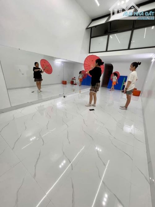 BÁN NHÀ 2,5 TẦNG GẦN ĐƯỜNG 52M ( VÕ NGUYÊN GIÁP ), 51M2 , 2 TỶ 790 TR - 1