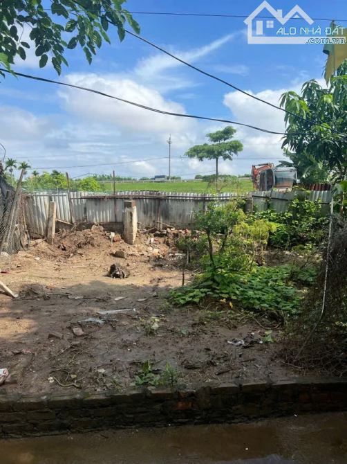 Bán đất Yên Nội , Liên Mạc , Bắc Từ Liêm , DT 75m2 , mt 4,8m giá 9,85 tỷ , ô tô tránh , KD