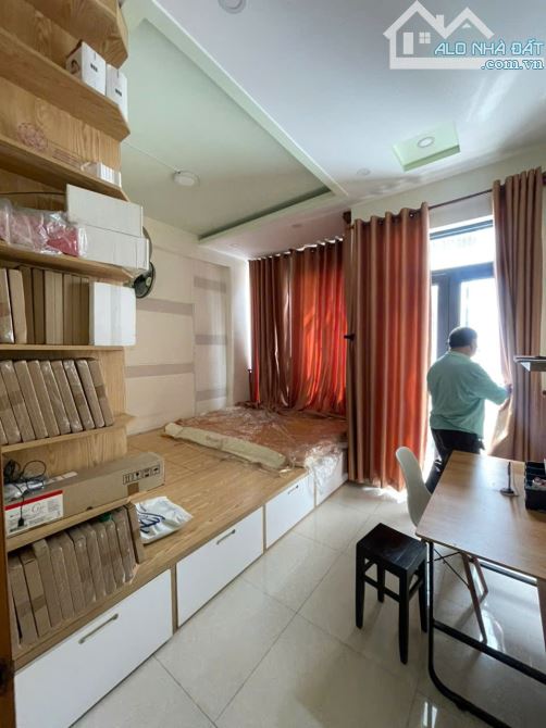 Bán Nhà Nơ Trang Long 5 Tầng, Khu Dân Cư Đồng Bộ, An Ninh Xe Hơi Ngủ Trong Nhà chỉ 10.499 - 14