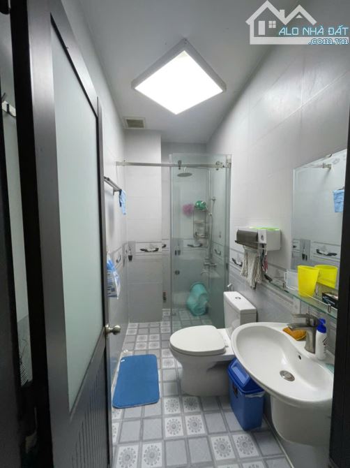 Bán Nhà Nơ Trang Long 5 Tầng, Khu Dân Cư Đồng Bộ, An Ninh Xe Hơi Ngủ Trong Nhà chỉ 10.499 - 15