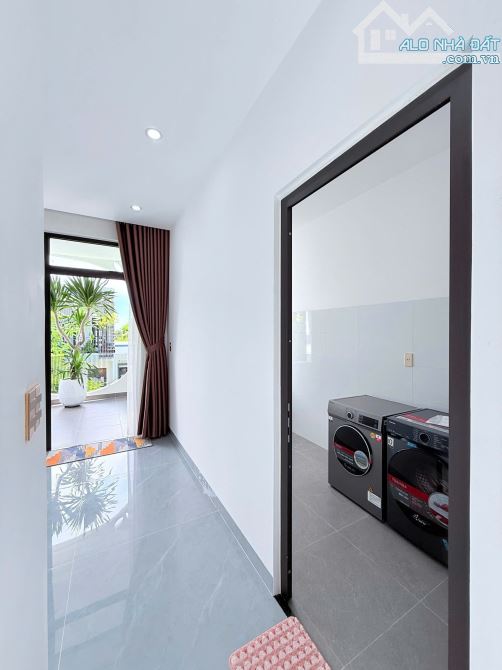 Bán nhà đẹp 3 tầng, đường Hòa Minh 14, Liên Chiểu. Diện tích 70m2. Giá 7.35 tỷ - 17