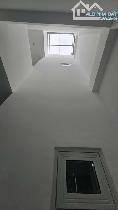 Bán nhà mặt tiền đường Nguyễn Phúc Chu - Thành nhất - 18