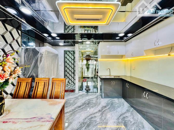 🏠Nhà Mới Xây Hẻm Xe Hơi-Có Thang máy💎 Nguyễn Tư Giản, Phường 12 💎4X13M 4 Lầu 5PN 6WC - 19