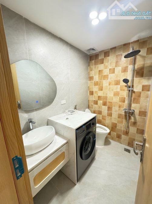 Bán tòa CHDV phố Tây Sơn – dòng tiền đều – 43m² – 12.28 tỷ - 2