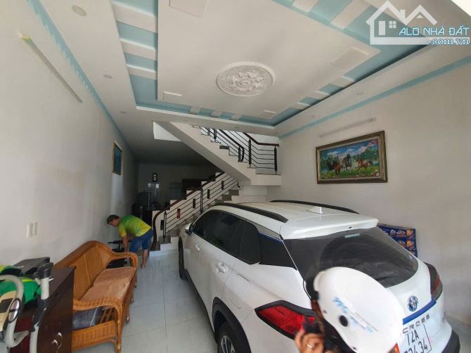 Giá Tốt Bán Đất Tặng Nhà 1 Trệt 1 Lầu Hẻm Oto Nguyễn Trọng Quản 85M2 (5x17) - Giá: 6.2Tỷ - 2