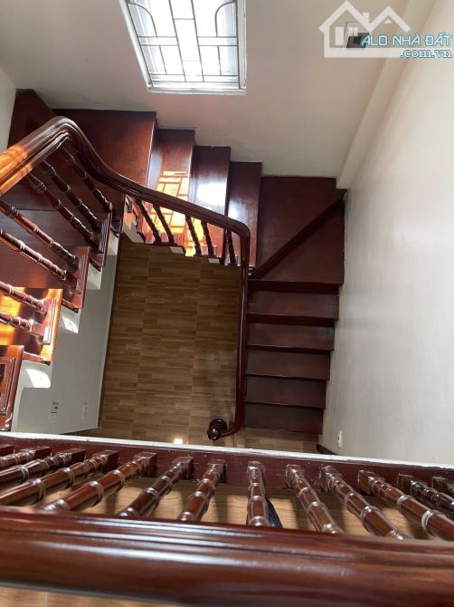 Bán gấp nhà HIẾM trong ngõ phố Lý Bôn- trung tâm TP. Thái Bình.Dt 68m2.MT 6,8m.Giá chỉ 3tỷ - 2