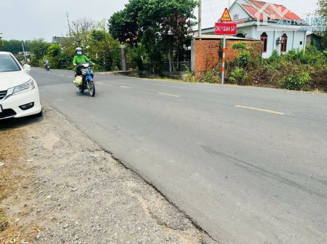 Cần bán đất mặt tiền đường Nguyễn Thị Rành xã Nhuận Đức 39x35 1276m2 106m Thổ sẳn - 2