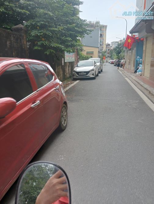 🔥 CƠ HỘI ĐẦU TƯ – VỊ TRÍ VÀNG GẦN HỌC VIỆN TÀI CHÍNH, Ô tô vào nhà - 2