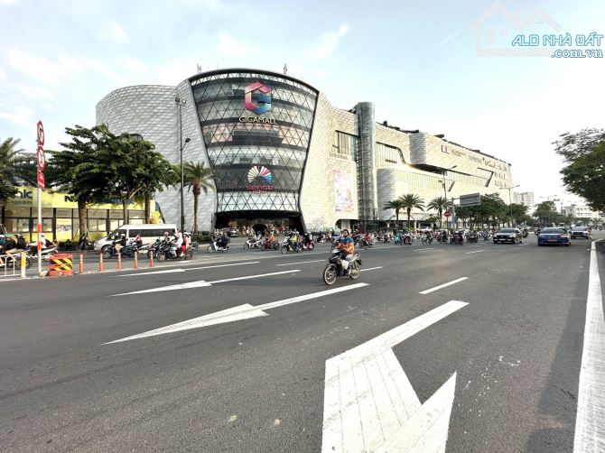 Bán Đất Mặt tiền Đường 17 Hiệp Bình Chánh ngay Gigamall DT 371m2 ngang 10.6m Giá 38.5 Tỷ - 2
