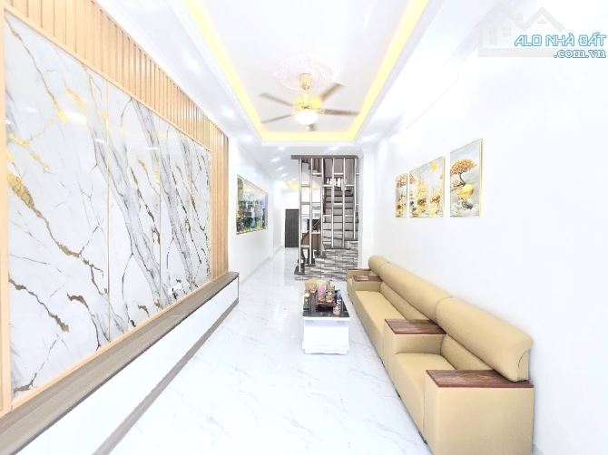 Cắt Lỗ Cần Bán Gấp Nhà 4T Vĩnh Khang , 40M2,Nhỉnh 5,95ty , oto vf8 đậu cửa , dân đông - 2