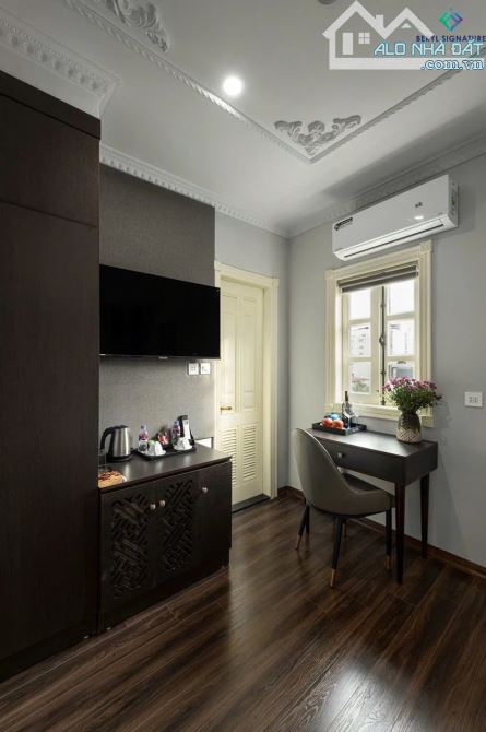 Cần bán khách sạn đường Dương Đình Nghệ. Có hồ bơi. DT 368m2 - 2