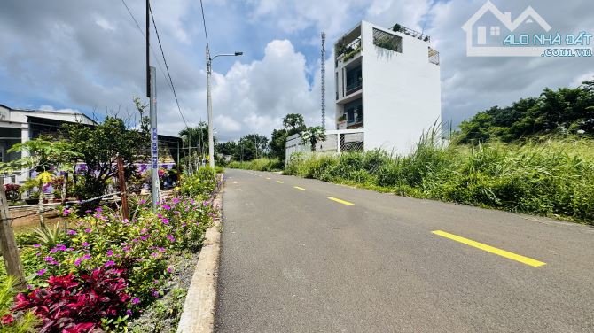 500m2 ngang 17m có 120tc Cao Văn Ngọc TT Đất Đỏ giá chỉ 3tỷ - 2