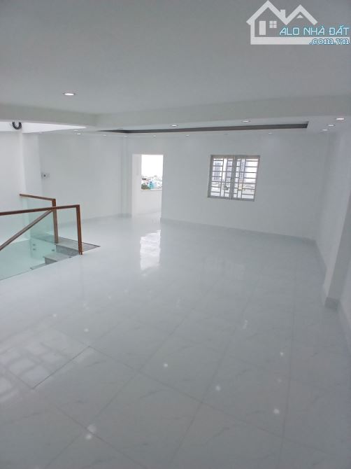 ViP 1 !! Bán tòa nhà 2MT KD Trần Văn Kiểu, P. 10, Q. 6 (7x16m) 22 tỷ - 2