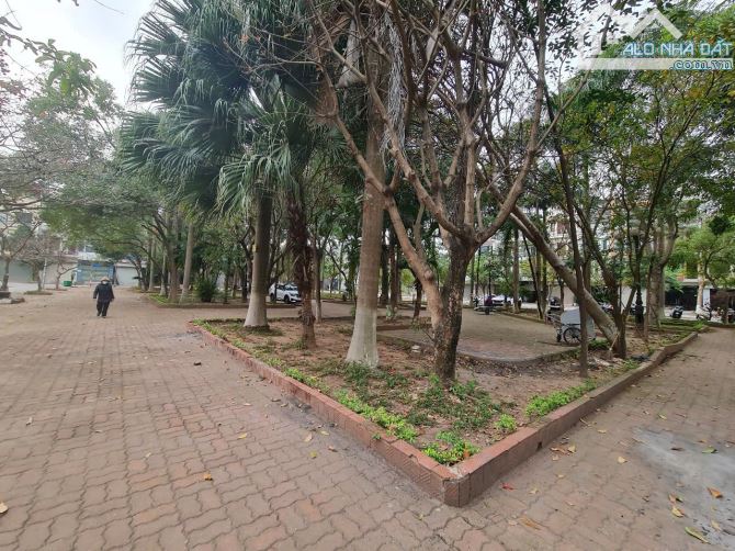 👉 Bán lô đất YNa nhìn vườn hoa Nguyễn Tự Cường . Đẹp , thoáng mát - 2