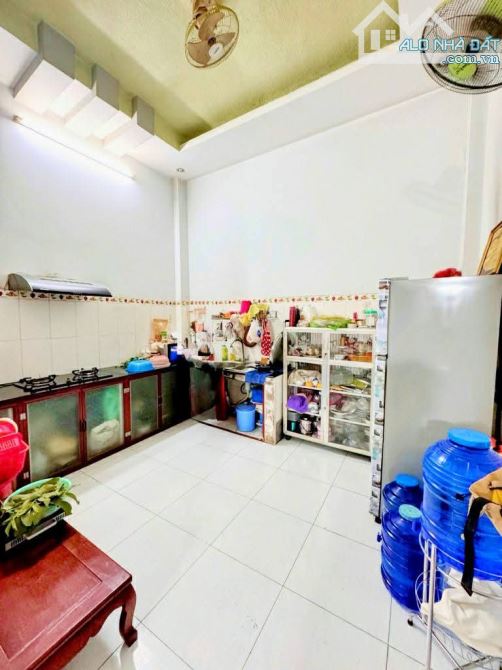 BÁN NHÀ Ở NGAY TÂN KỲ TÂN QUÝ HẺM XE HƠI 3TẦNG 44M2 SHR VUÔNG ĐẸP GIÁ 4.X TỶ - 2