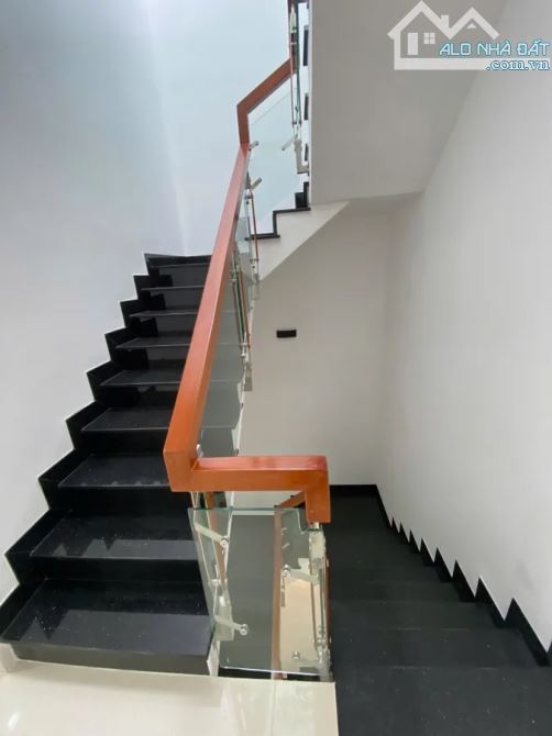 SIÊU PHẨM 4 TẦNG ,HẺM XE TẢI, KHU BIỆT THỰ CAO TẦNG,Hương lộ 2,48M2,CHỈ 6.X  TỶ - 2