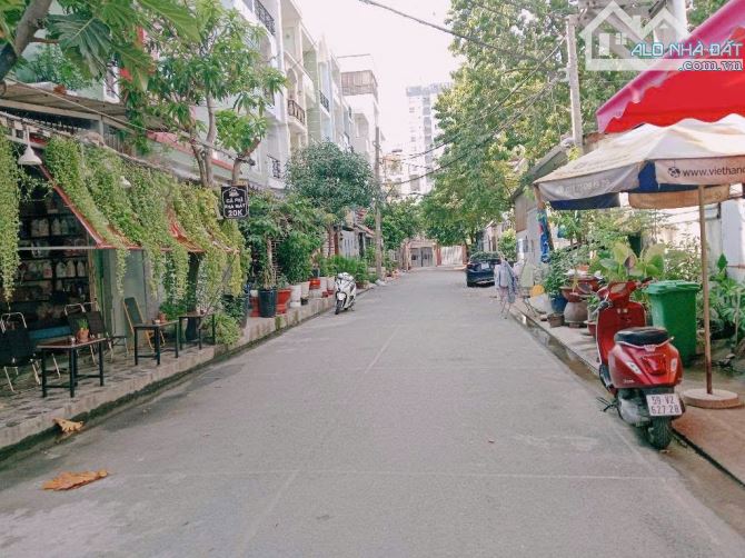 Nhà đẹp Gò Vấp-Đường nhựa 12M-Tiện KD-Sát MT Phạm Văn Chiêu-P14-76m2-4x19-4tầng-7PN - 2