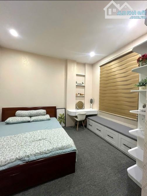 BÁN NHÀ 3 TẦNG - FULL CÔNG NĂNG - KHU VỰC TRUNG TÂM TP ĐÀ NẴNG - 2