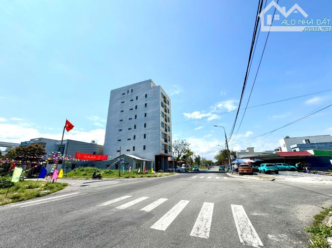 Bán lô đất đường 10m5 Nguyễn Thần Hiến - Trục thông sát bãi tắm Non Nước - 2
