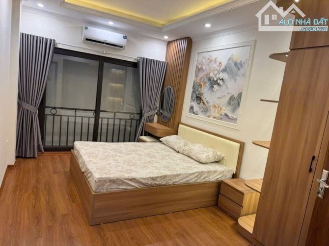 🏡VỊ TRÍ TUYỆT ĐỈNH-BA ĐÌNH- NGÕ RỘNG-GẦN PHỐ VĂN CAO-LIỄU GIAI-ĐI BỘ HỒ TÂY-FULL NỘI THẤT - 2
