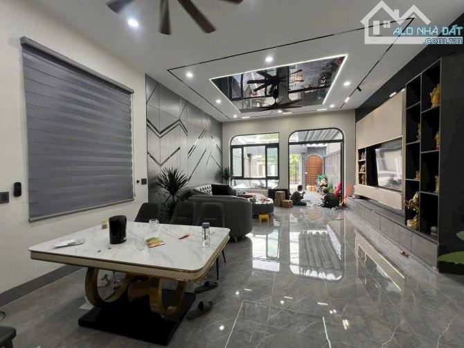 BÁN Nhà Đẹp Góc 2 mặt tiền Nguyễn Bá Học ,Gần Vincom Biên Hoà - 2