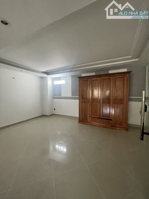 Bán tòa căn hộ dịch vụ góc 2 mặt tiền Nơ Trang Long - Phạm Văn Đồng tổng 8PN HĐT 45tr-55tr - 2