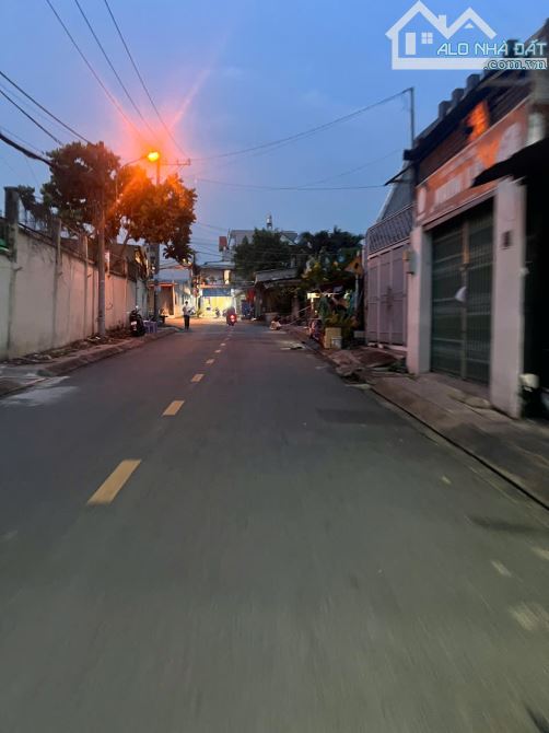 BÁN ĐẤT 4x15M - SHR– ĐƯỜNG 102, NGAY LÃ XUÂN OAI, TP. THỦ ĐỨC - 2