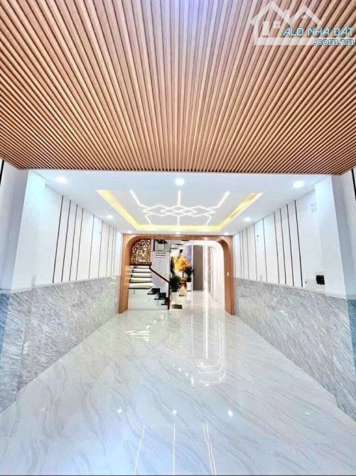 NHÀ ĐẸP BÌNH TRỊ ĐÔNG - 1 TRỤC TÊN LỬA - CẠNH MẶT TIỀN - ĐẾN AEON MALL CHỈ 5 PHÚT - 2