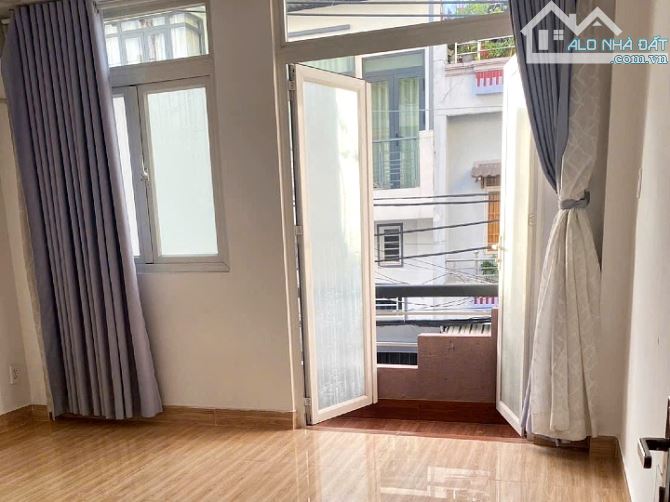 Cho thuê nhà đẹp 1 lầu 3 phòng ngủ hẻm xe hơi Phú Định, Quận 8 - 2