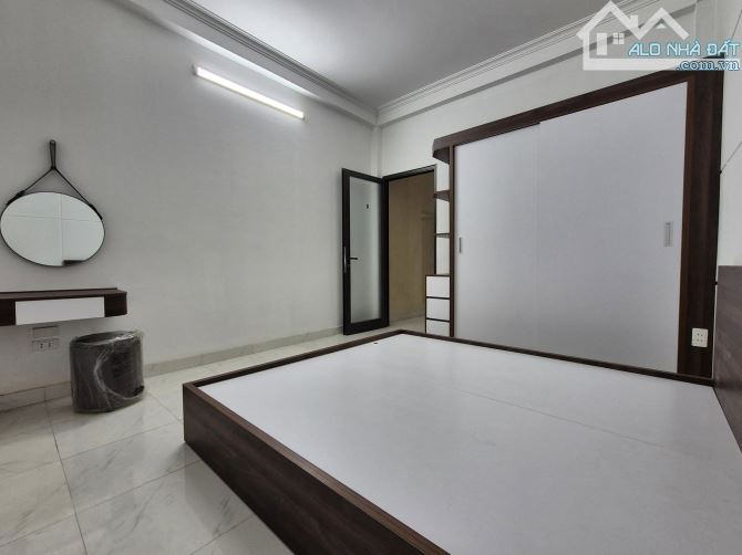 Nhà đẹp, diện tích 52m2, thiết kế 5 tầng thoáng sáng, 4 ngủ rộng có ánh sáng tự nhiên. - 2