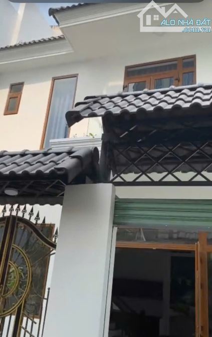 CẦN BÁN NHÀ ĐƯỜNG TRẦN THÁI TÔNG, QUẬN TÂN BÌNH, GẦN SIÊU THỊ - 2