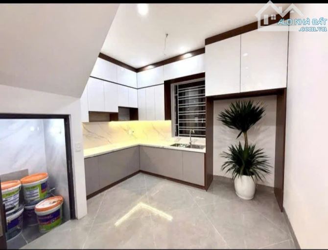 SIÊU RẺ - NHỈNH 6 TỶ - 42M - BÁN NHÀ NGỌC THỤY, LONG BIÊN – Ô TÔ ĐỖ SÁT.NHÀ, GẦN TRƯỜNG - 2