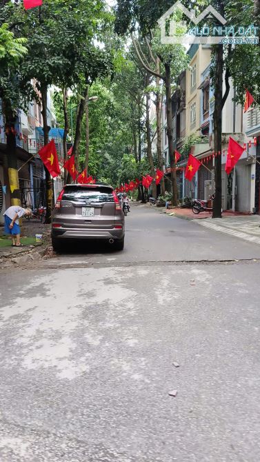 bán đất kdt Mậu Lương - Hàng Bè 50m2 đường 12m giá chỉ 11,8 tỷ - 2