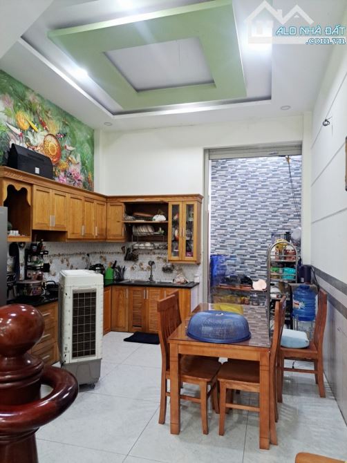 NHÀ ĐẸP 4 TẦNG Đ.SỐ 18 & PHẠM ĐĂNG GIẢNG- HẺM XE TẢI 7M THÔNG- 57M2 (4x14.2)- CHỈ HƠN 6 TỶ - 2