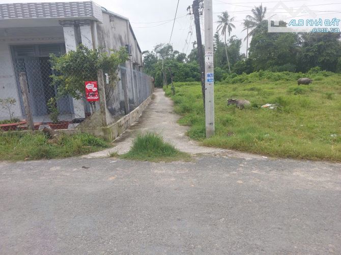 10x32 nhà và đất tại phường Gò Dầu. sổ hồng riêng. 1,1 tỷ - 2