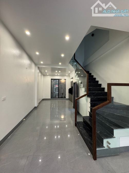 Căn  Nhà Ngõ ĐƯỜNG BÁI THÔNG RA TRẦN THÁI TÔNG  - P Lộc Vượng - Tp nam định - 2