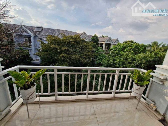 CHUYỂN VỀ HÀ NỘI,BÁN LẠI NHÀ PHỐ CỰC ĐẸP KHU COMPOUND-VEN SÔNG-GIÁ HỮU NGHỊ - 2