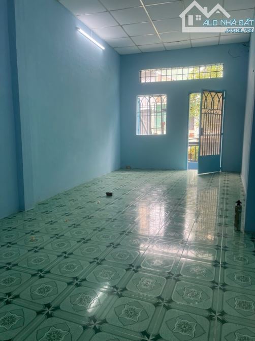 BÁN NHÀ HẺM 6M LẠC LONG QUÂN,2 TẦNG, 40M2, GIÁ 3,8 TỶ - 2