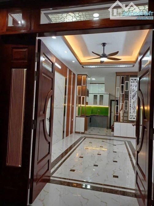 VIỆT HƯNG VỊ TRÍ ĐẸP,GIÁ TỐT NHẤT KHU VỰC - 2