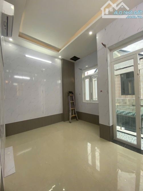 BÁN NHÀ TRỆT LẦU LIÊN TỔ 3-4 NGUYỄN VĂN CỪ AN KHÁNH CẦN THƠ GIÁ 2 TỶ 590 TRIỆU - 2