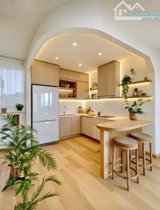 CỰC HIẾM, CHUNG CƯ 3 NGỦ, TRUNG TÂM CẦU GIẤY, 110M2 CHỈ 6 ĐỒNG HƠN - 2