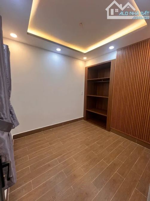 BÁN NHÀ LẠC LONG QUÂN – P.8, TÂN BÌNH – 2 Tầng -chỉ 4 tỷ 350 - 2