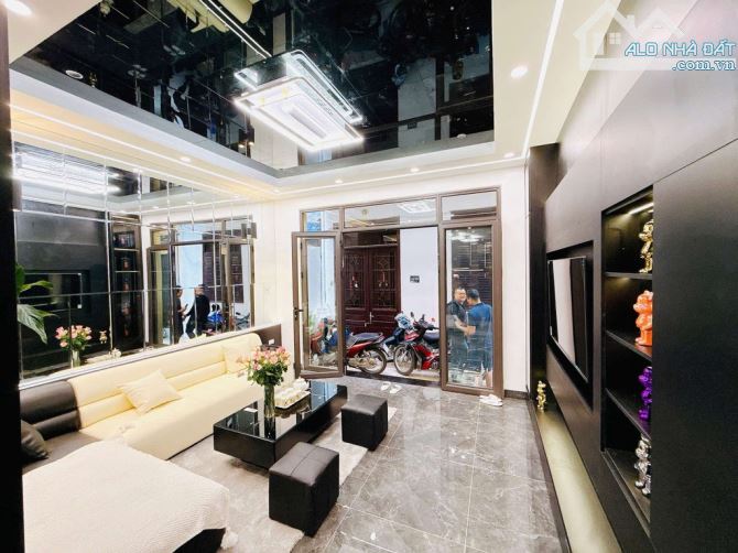 Nhà đẹp Đại La – Hai Bà Trưng, 54m² × 4T – MT 4.3m – Giá 12.8 tỷ ,dân xây , ngõ rộng - 2