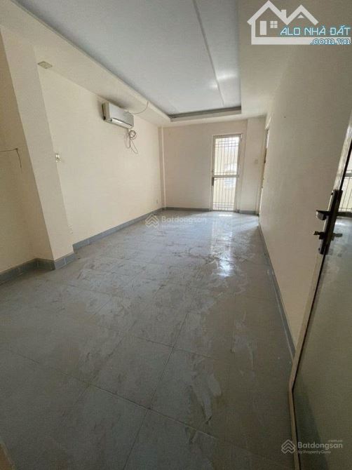 BÁN NHÀ ĐÔI ĐƯỜNG SỐ 32 Q6 (8X16) 3 TẦNG. GIÁ 23 TỶ - 2