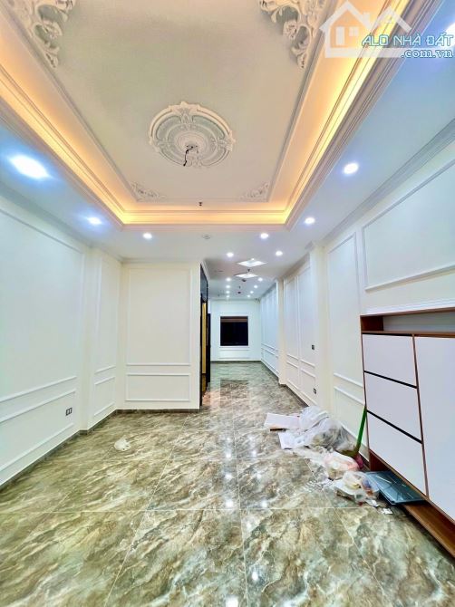 SIÊU PHẨM ĐỘI CẤN BA ĐÌNH 55M*8T*MT 4M THANG MÁY, 10M RA PHỐ, Ở VÀ KD - GIÁ 18 TỶ - 2