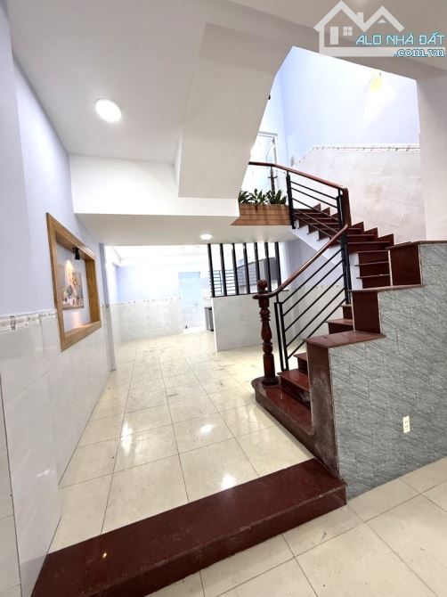 PHAN HUY ÍCH-GÒ VẤP-BÁN NHÀ ĐẸP-HẺM XE HƠI THÔNG -GIÁ RẺ-DT 77M2-NGANG ĐẸP 4.5M- - 2