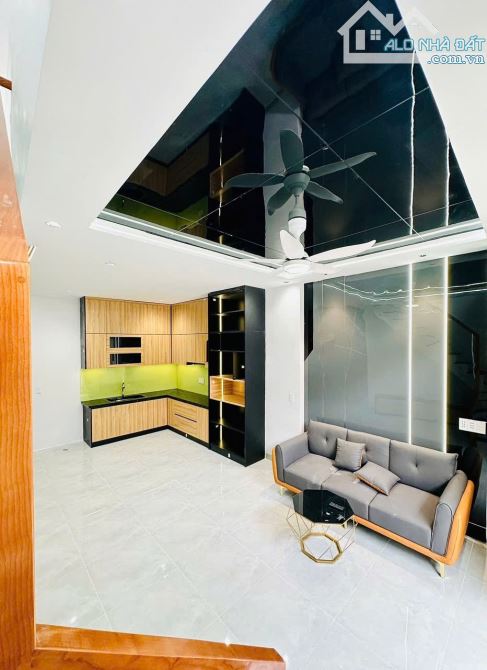Nhà lầu hiện đại vị trí tuyệt đẹp tp Biên Hoà - 2