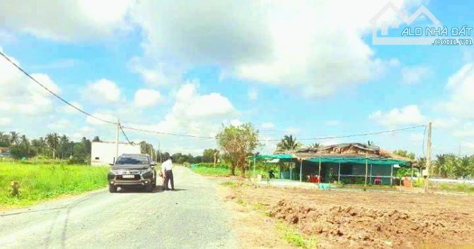 Hàng thơm, 377m2 đất thổ cư đường nhựa Nguyễn Văn Mỹ, 1.29 tỷ - 2